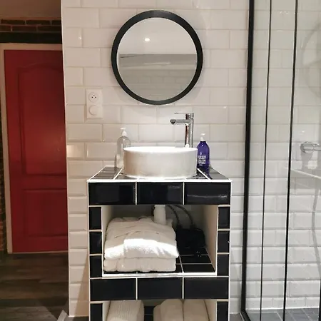 Appartement Jacuzzi Privatif : Urban Love Verneuil d'Avre et d'Iton Exterior photo